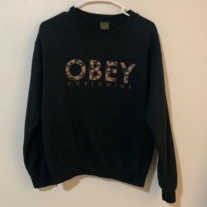 Womens Floral Crewneck